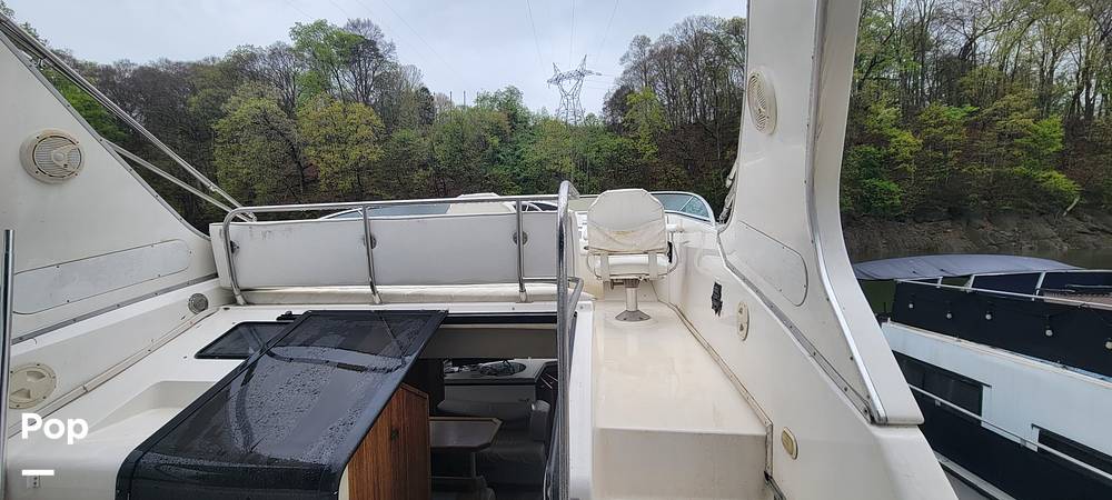 Slide: The Image of Bayliner 3587 AC 1997 - 14048325