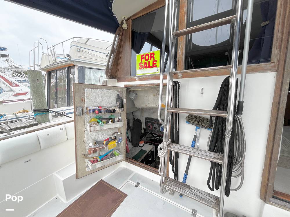 Slide: The Image of Bayliner 3818 1988 - 15144999