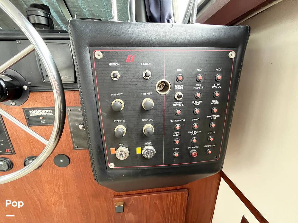 Slide: The Image of Bayliner 3818 1988 - 15145053