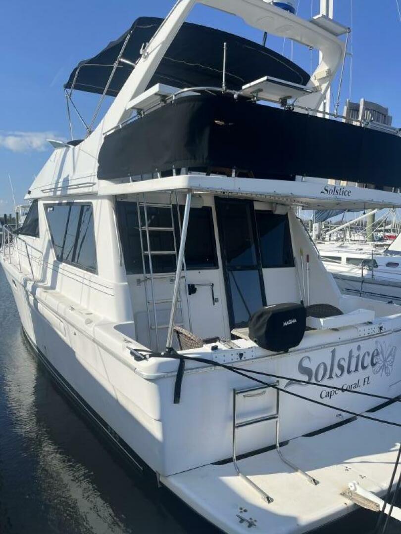 Slide: The Image of Bayliner 3988 1995 - 5158206