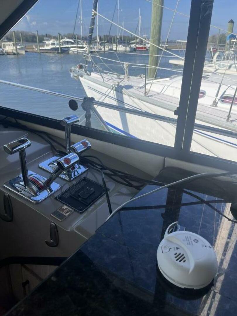 Slide: The Image of Bayliner 3988 1995 - 5158220