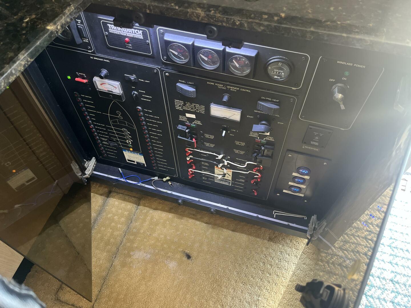 Slide: The Image of Bayliner 3988 1995 - 5158322