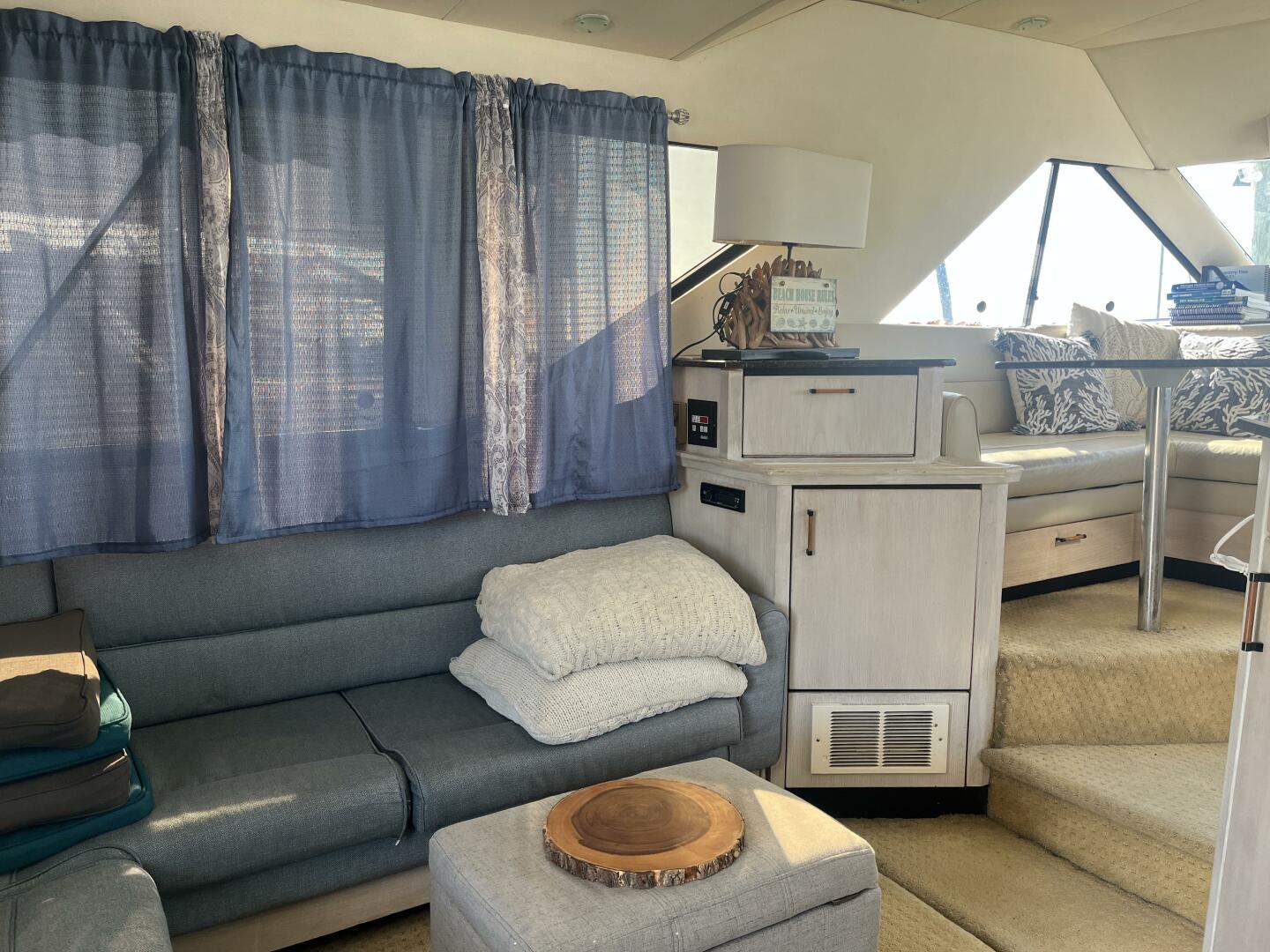 Slide: The Image of Bayliner 3988 1995 - 5158337