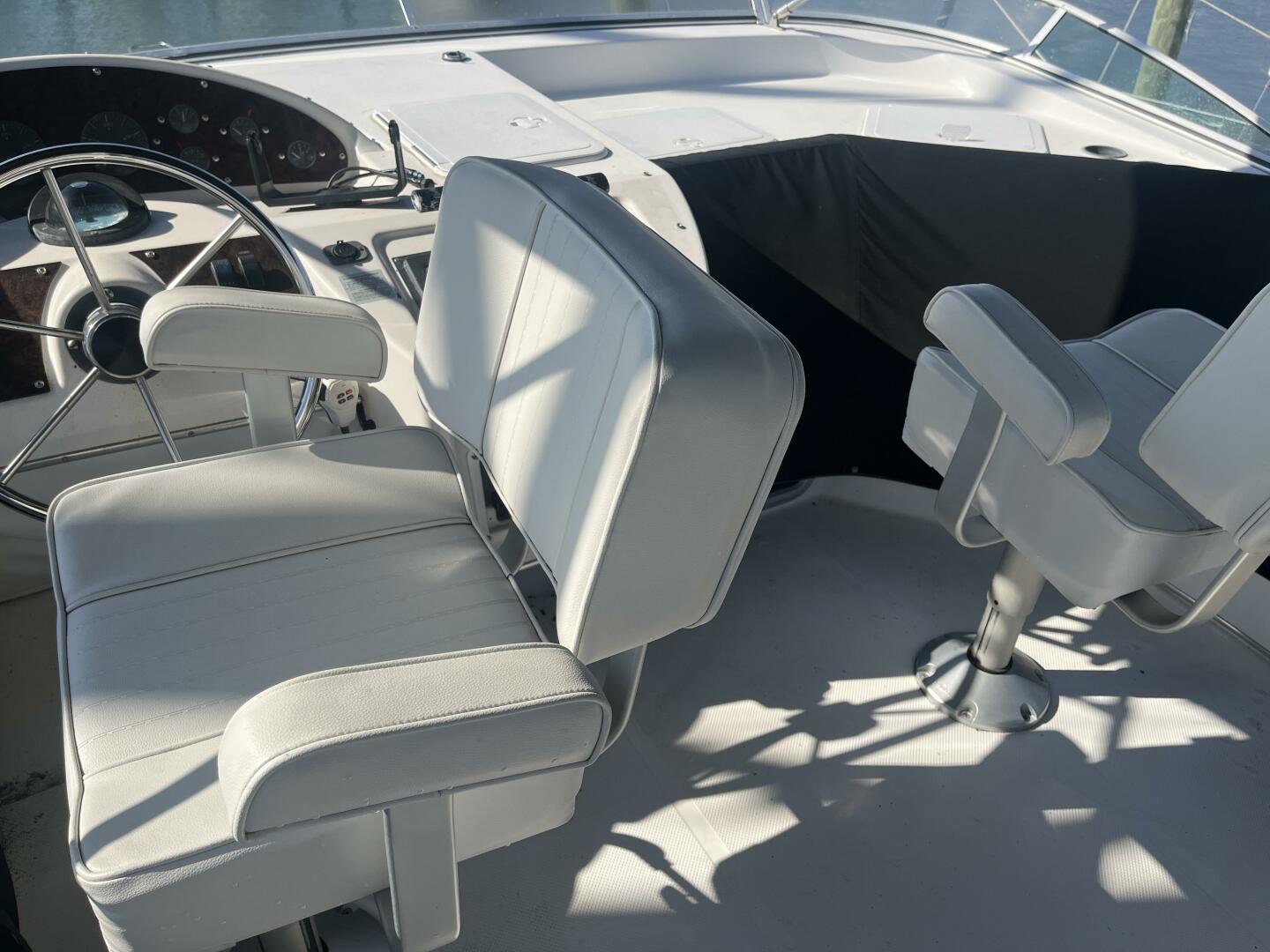 Slide: The Image of Bayliner 3988 1995 - 5158374