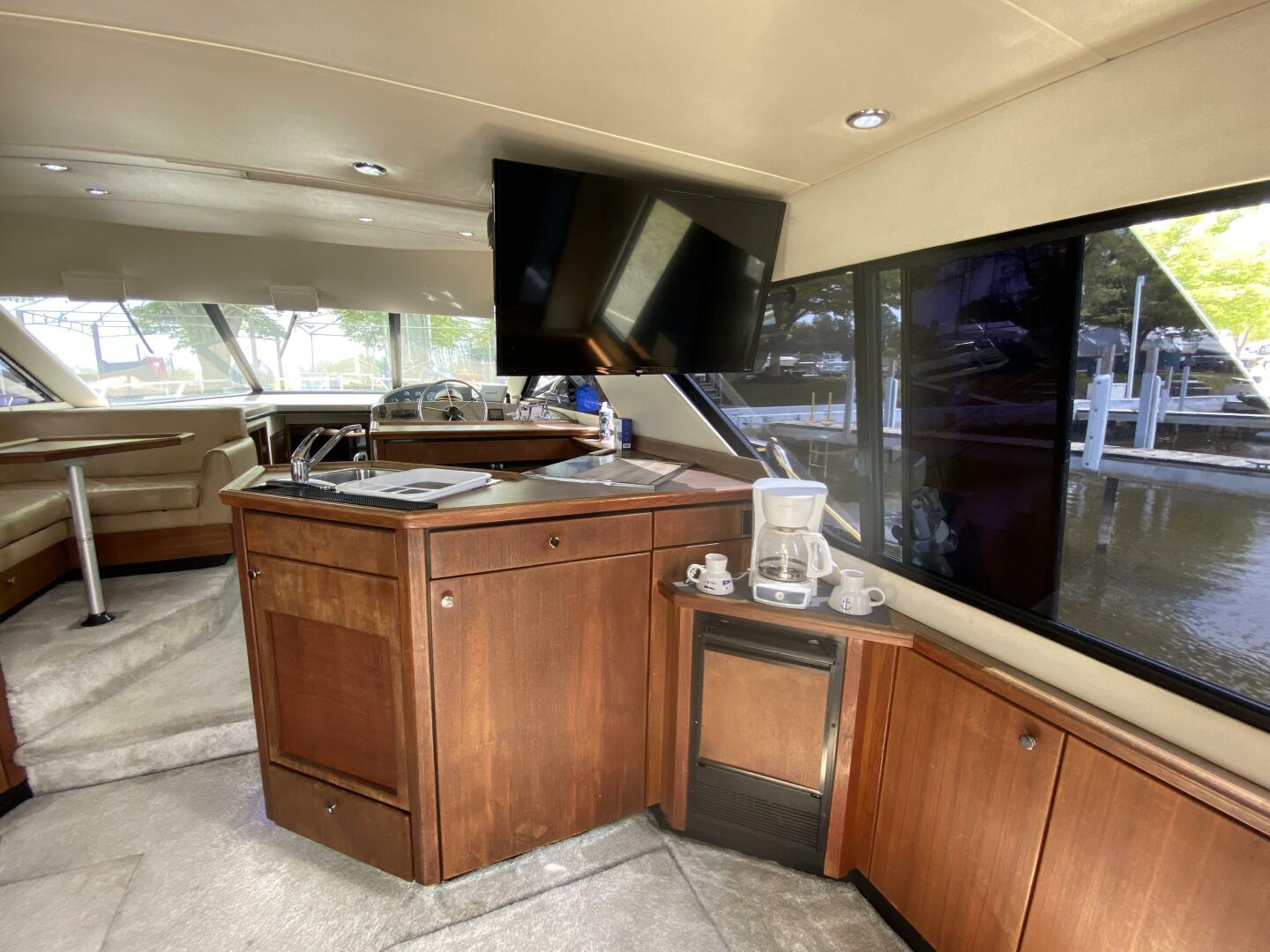 Slide: The Image of TV in Salon - 5323059