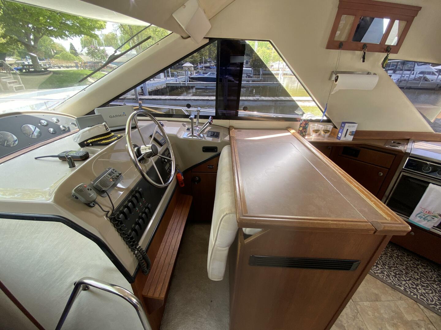 Slide: The Image of Helm Profile with Bench Closed - 5323064