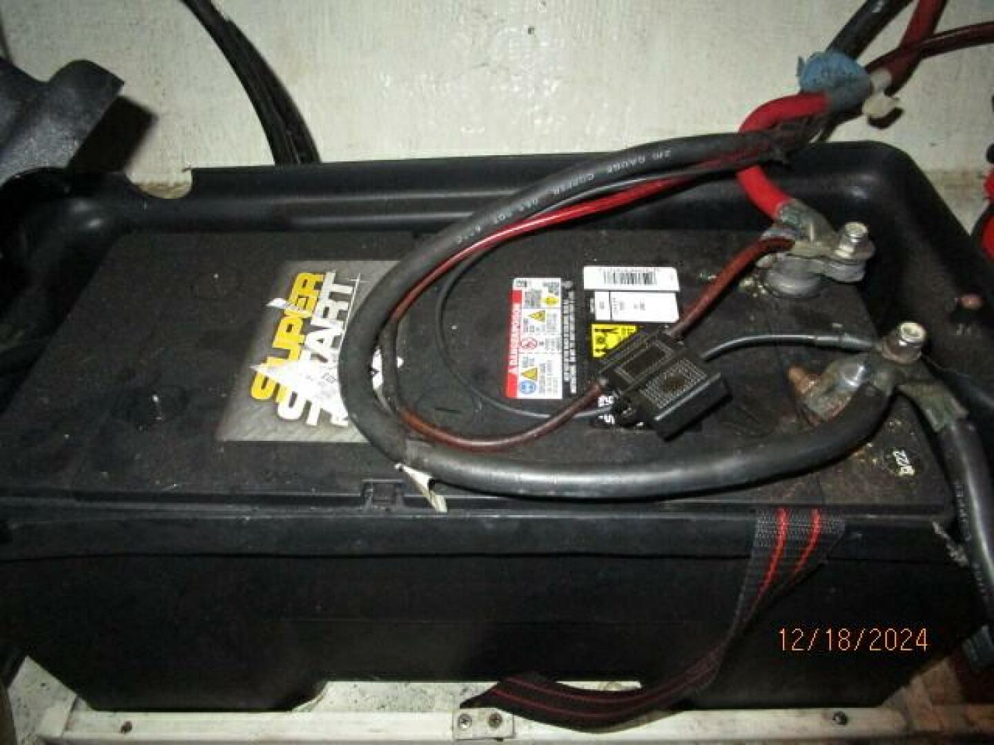 Slide: The Image of 45' Bayliner battery bank1 - 4903369