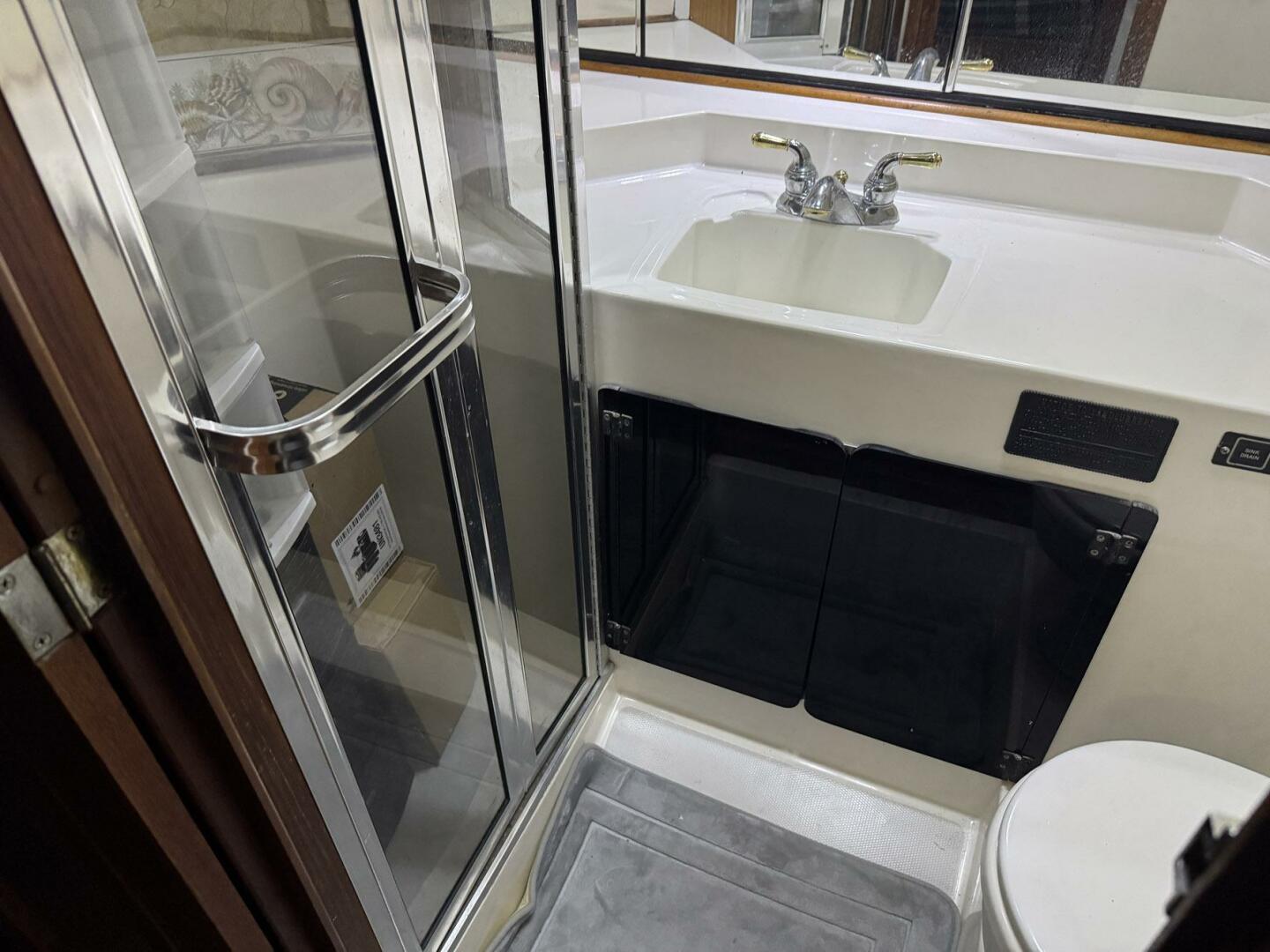 Slide: The Image of Bayliner 4588 Motoryacht 1988 - 5115723