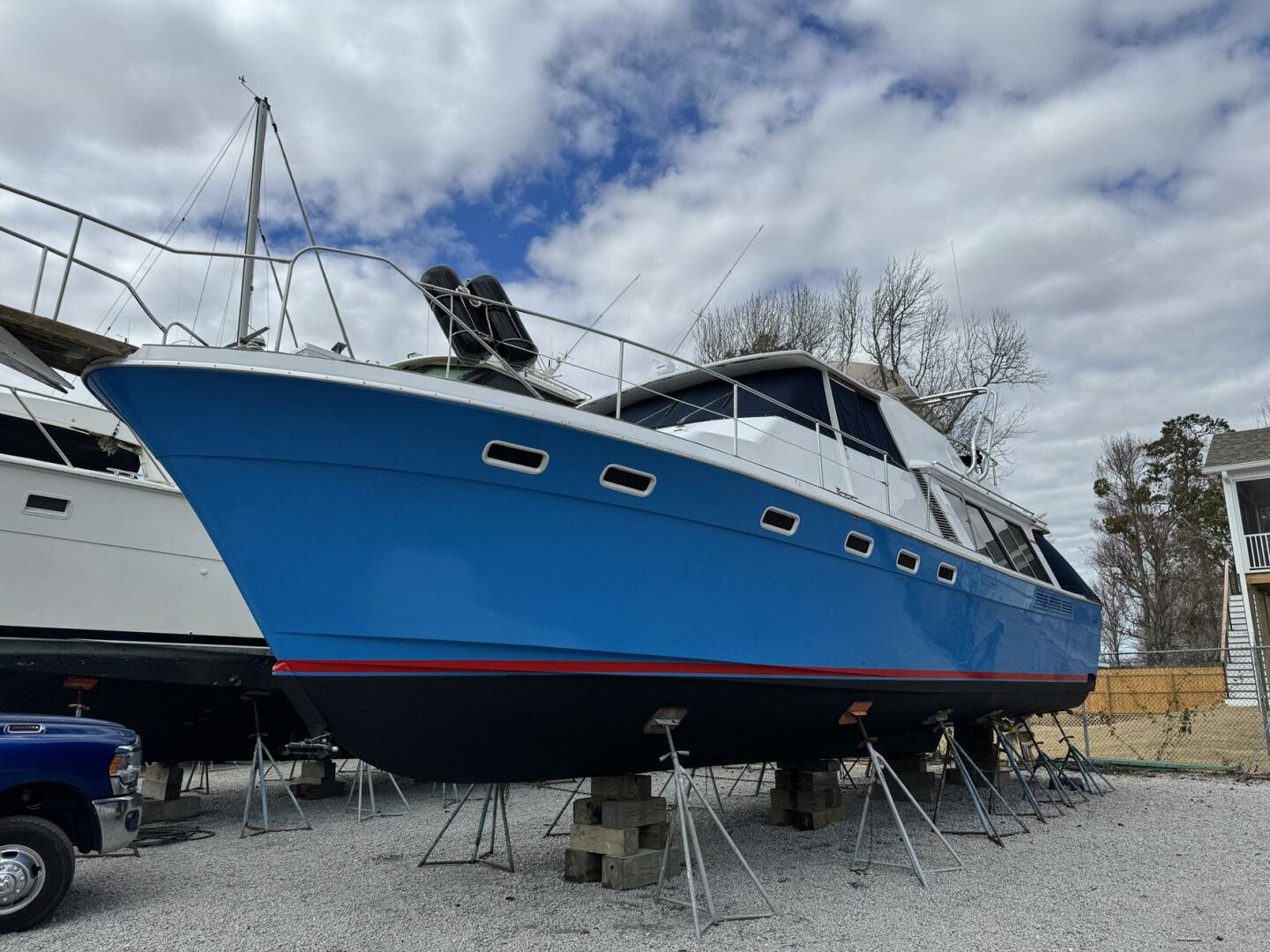 Slide: The Image of Bayliner 4588 Motoryacht 1988 - 5115749