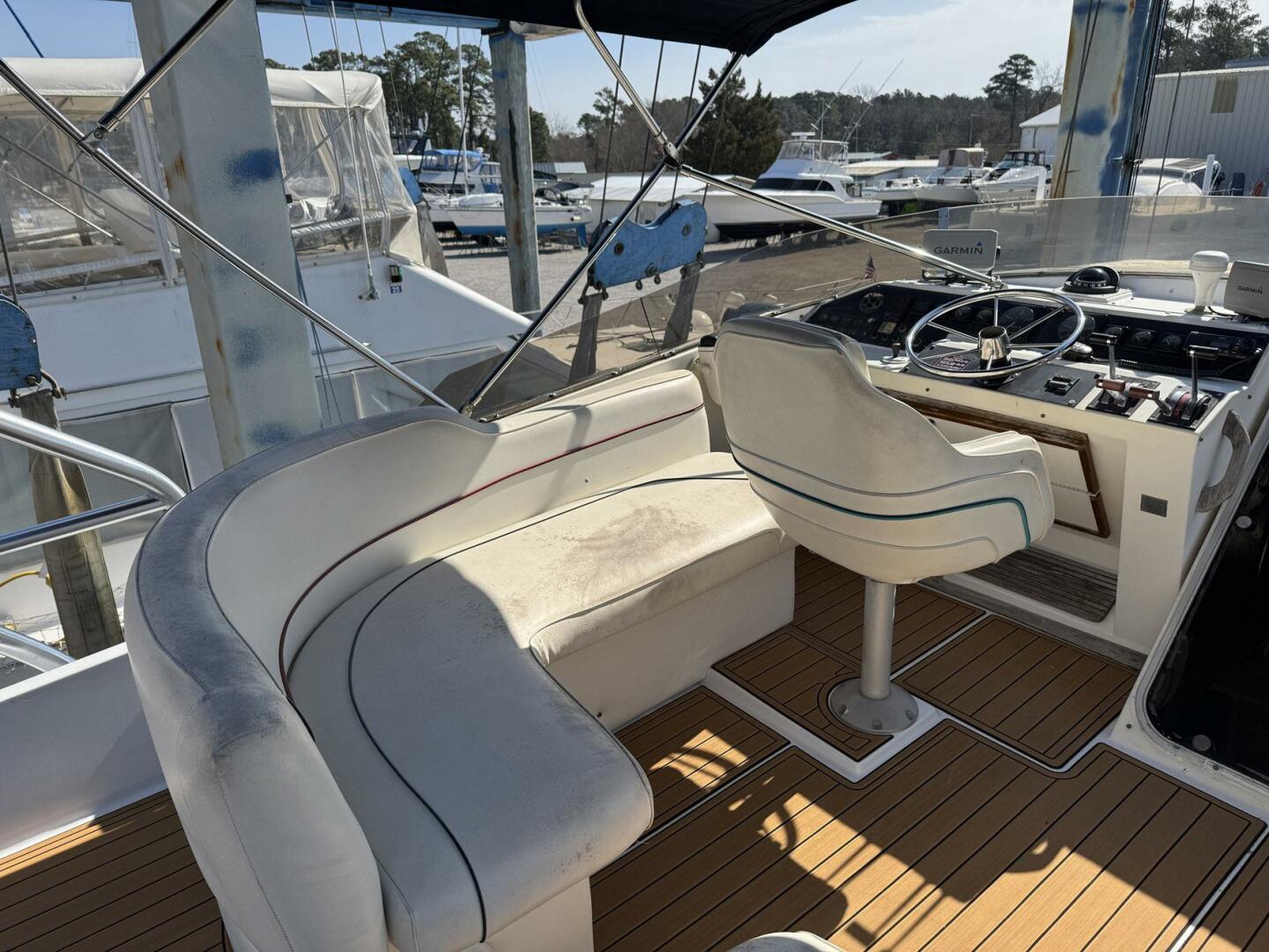 Slide: The Image of Bayliner 4588 Motoryacht 1988 - 5115768