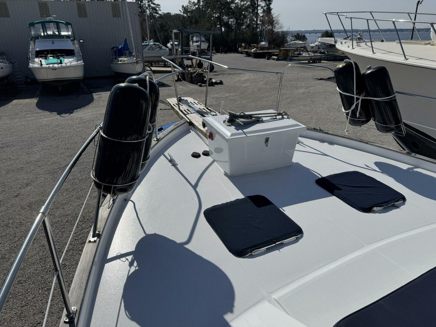 Slide: The Image of Bayliner 4588 Motoryacht 1988 - 5115773