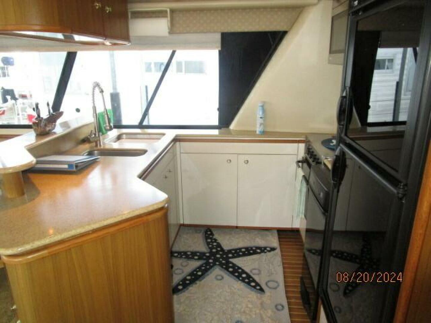 Slide: The Image of 47' Bayliner galley2 - 4609483