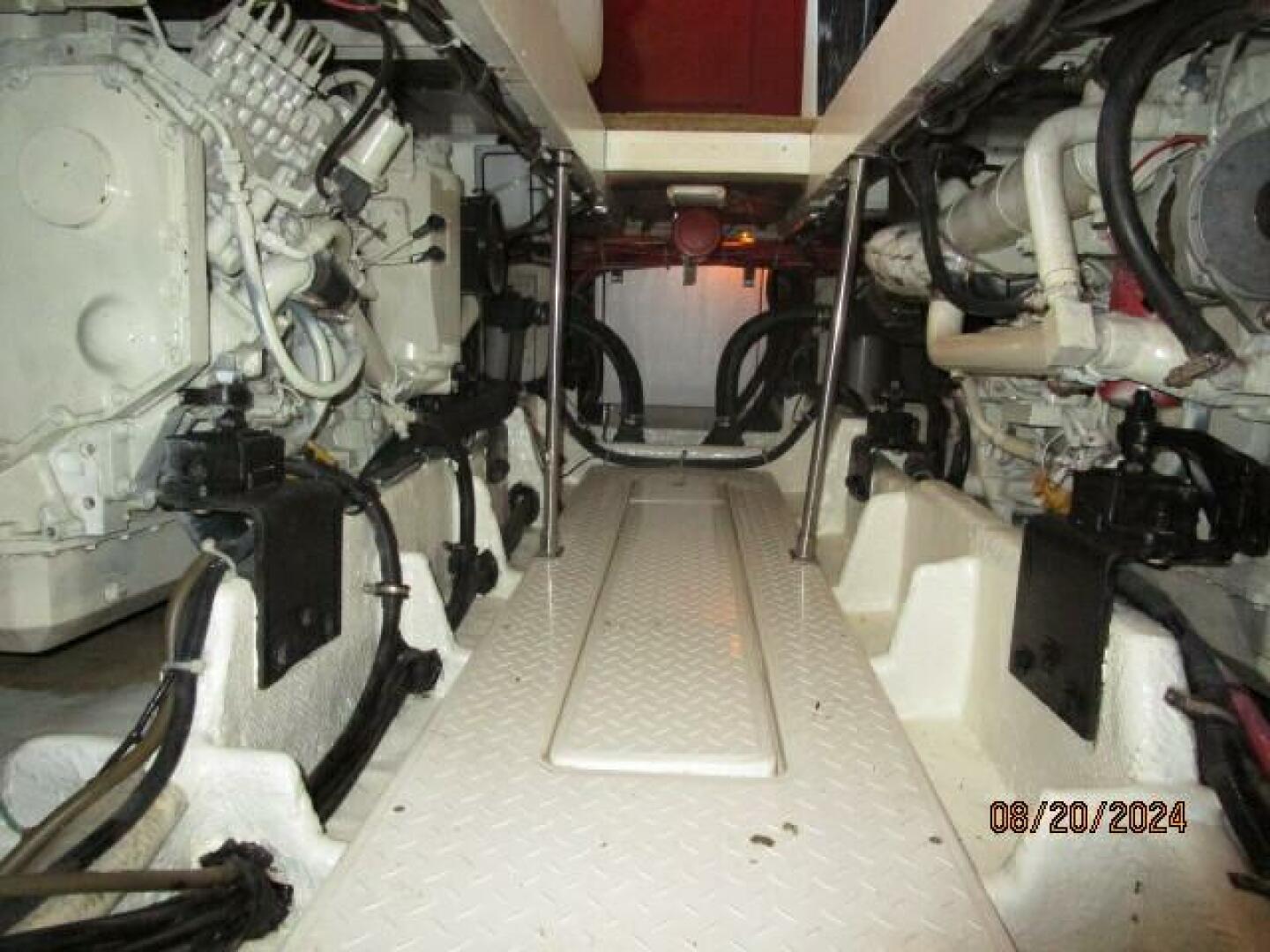 Slide: The Image of 47' Bayliner engine room aft - 4609462