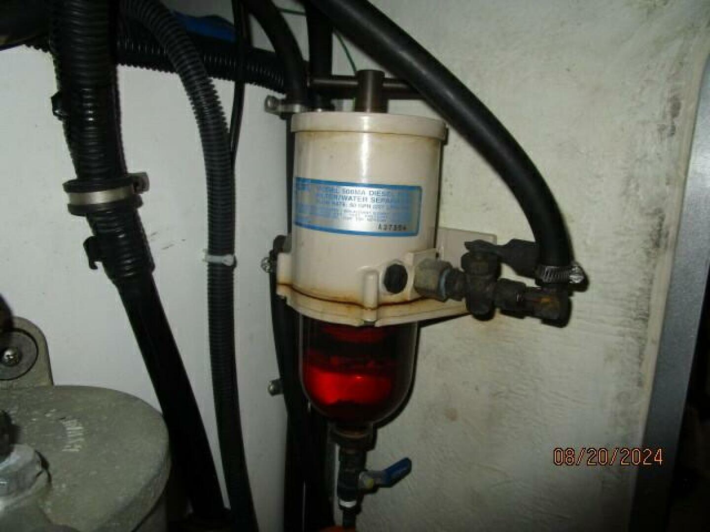 Slide: The Image of 47' Bayliner generator Racor fuel filter - 4609486