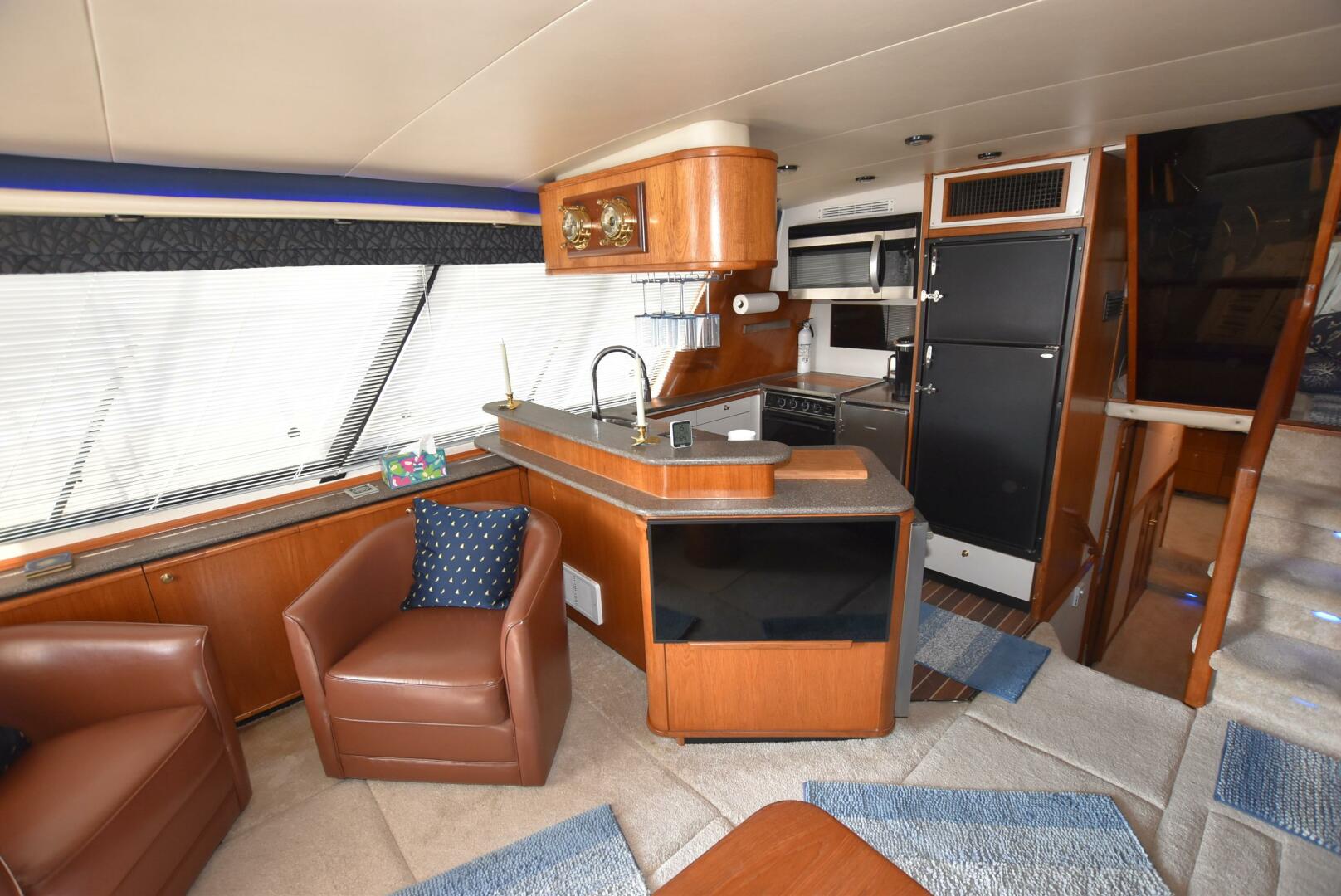 Slide: The Image of Bayliner 4788 Pilot House Motoryacht 1997 - 5035625