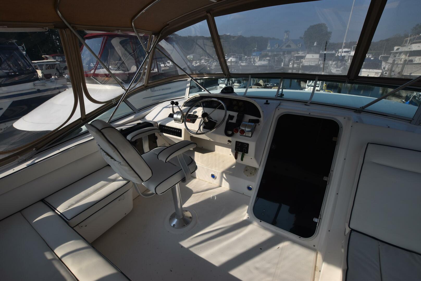 Slide: The Image of Bayliner 4788 Pilot House Motoryacht 1997 - 5035643