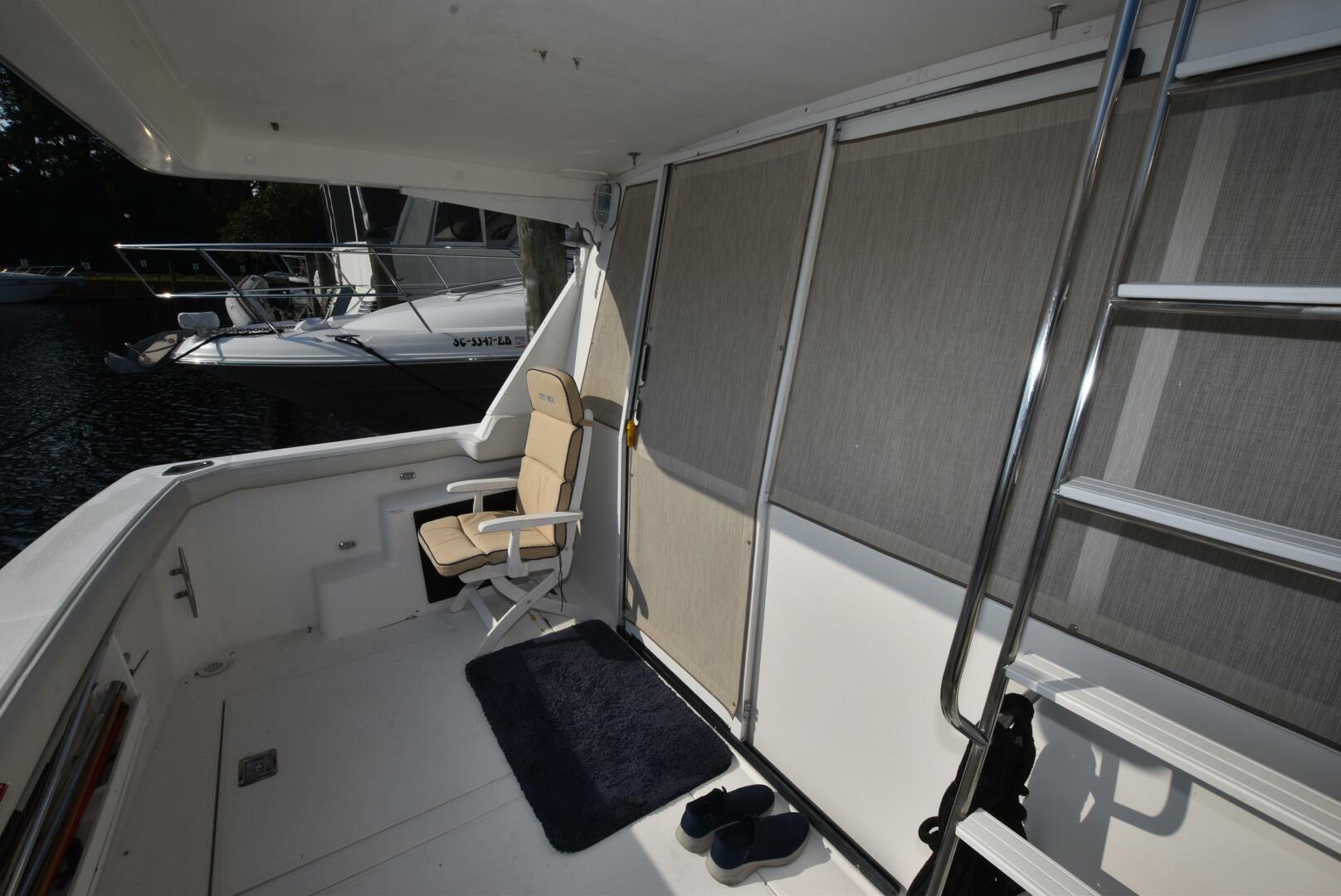 Slide: The Image of Bayliner 4788 Pilot House Motoryacht 1997 - 5035605