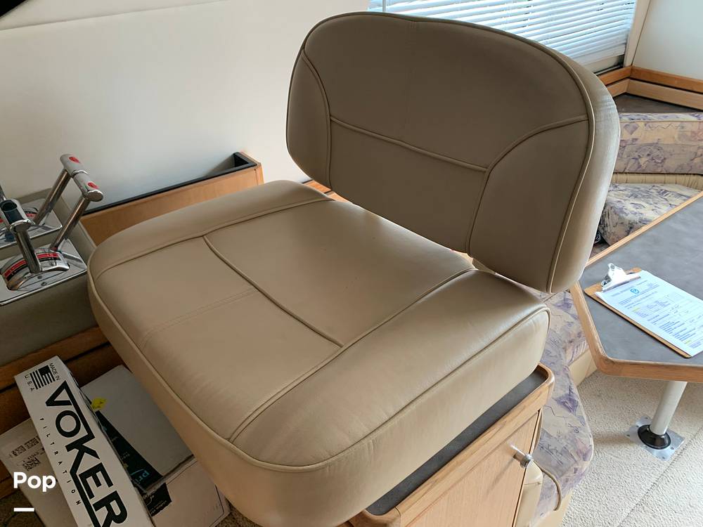 Slide: The Image of Bayliner Avanti 3258 1999 - 15491855
