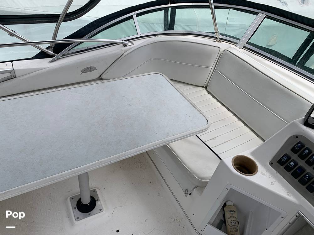 Slide: The Image of Flybridge Seating - 15491914