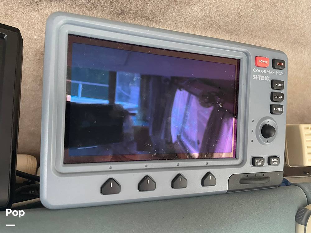Slide: The Image of Bayliner Ciera 2858 Command Bridge 1989 - 15195115