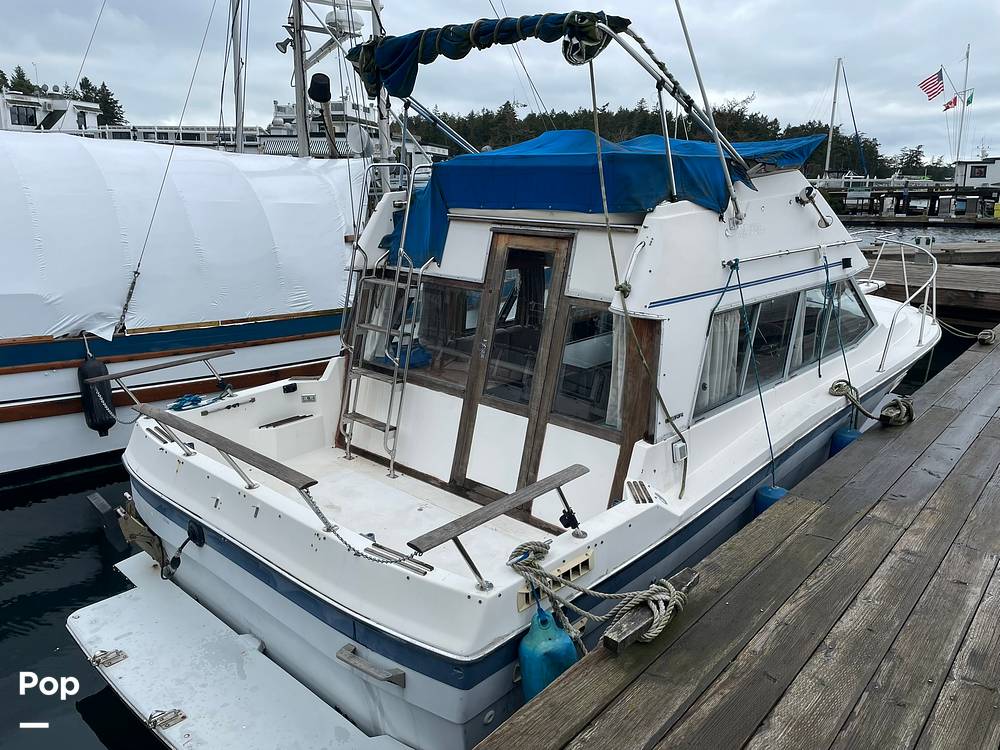 Slide: The Image of Bayliner Ciera 2858 Command Bridge 1989 - 15195176