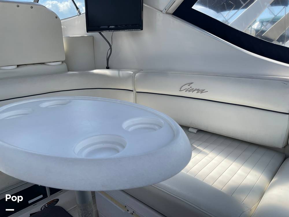 Slide: The Image of Bayliner Ciera 3055 Sunbridge 2000 - 15820690