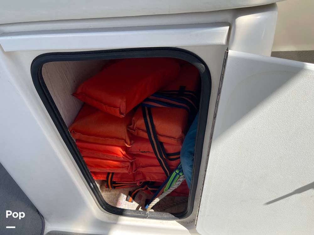 Slide: The Image of Bayliner Ciera 3055 Sunbridge 2000 - 15820693