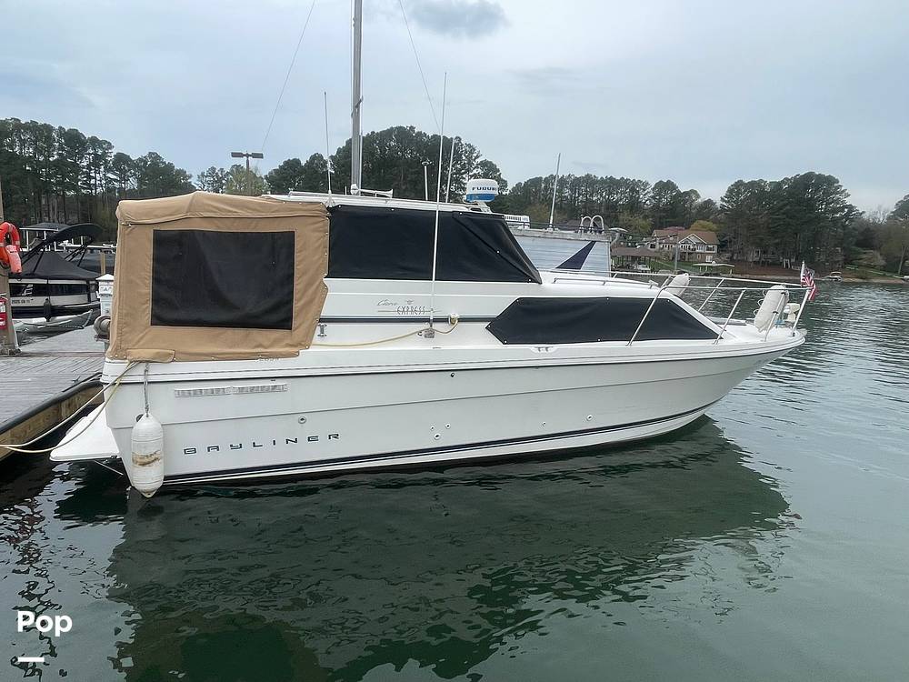 Slide: The Image of Bayliner Ciera Express 2859 1997 - 15294558