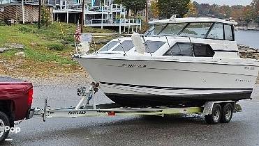 Slide: The Image of Bayliner Ciera Express 2859 1997 - 15310255