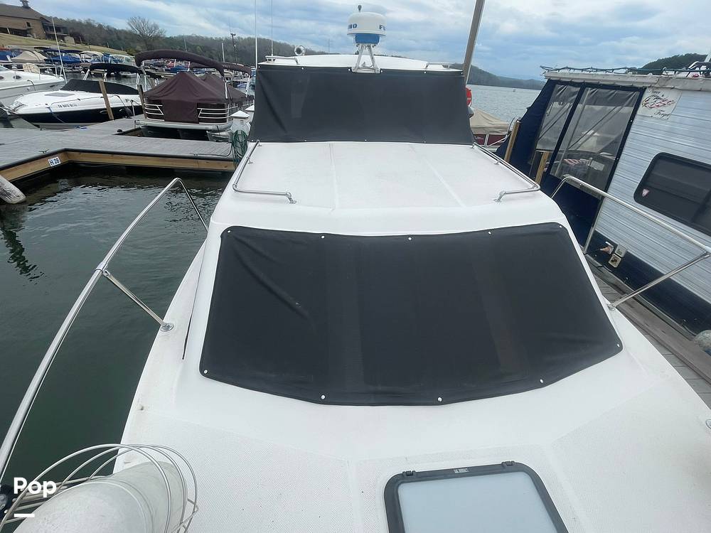 Slide: The Image of Bayliner Ciera Express 2859 1997 - 15294700