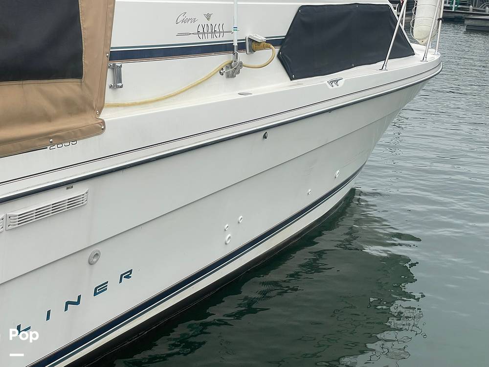 Slide: The Image of Bayliner Ciera Express 2859 1997 - 15294716