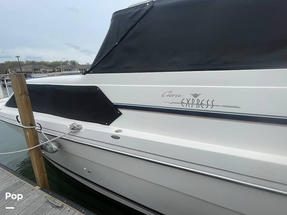 Slide: The Image of Bayliner Ciera Express 2859 1997 - 15294751