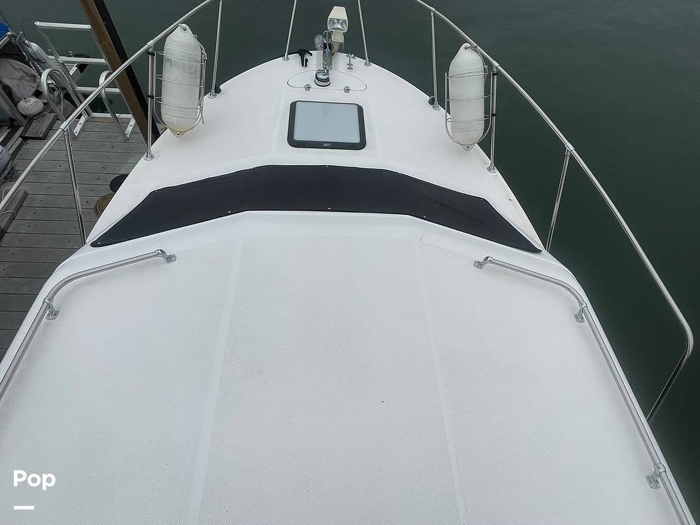 Slide: The Image of Bayliner Ciera Express 2859 1997 - 15294757