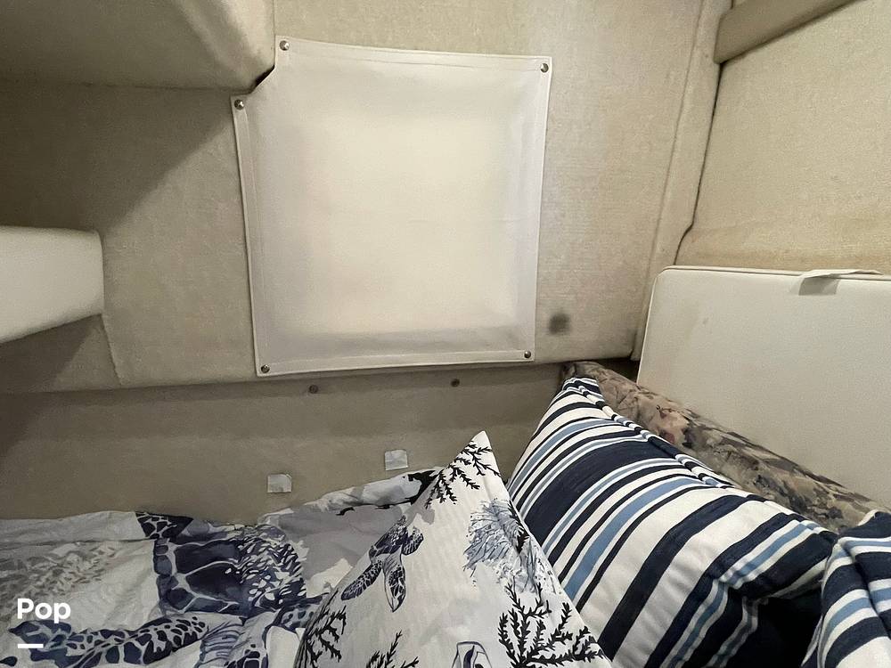 Slide: The Image of Bayliner Ciera Express 2859 1997 - 15294766