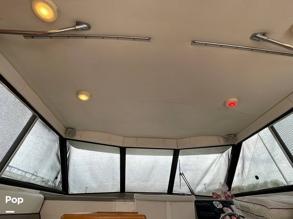 Slide: The Image of Bayliner Ciera Express 2859 1997 - 15294793