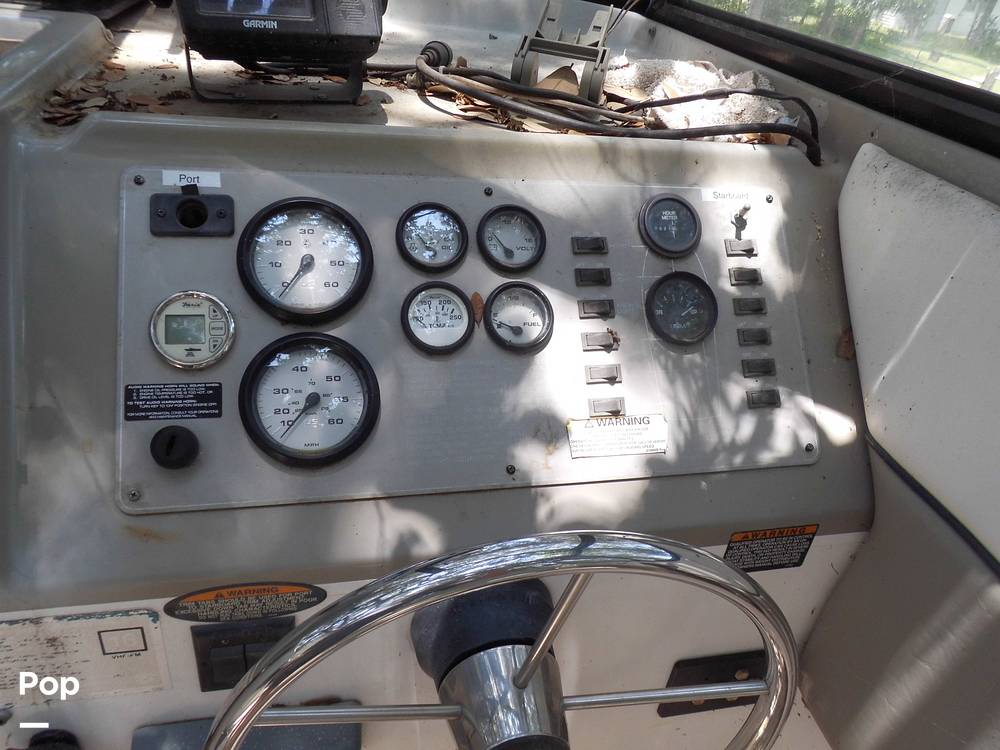 Slide: The Image of Bayliner Ciera Express 2859 1999 - 12625783