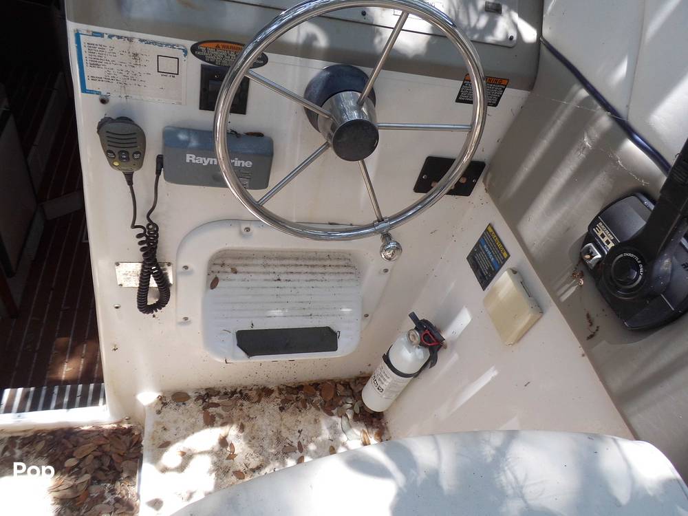 Slide: The Image of Bayliner Ciera Express 2859 1999 - 12625785