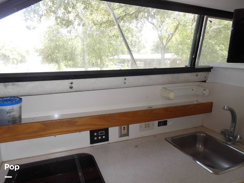 Slide: The Image of Bayliner Ciera Express 2859 1999 - 12625797