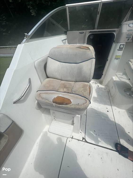 Slide: The Image of Bayliner Classic 222 2005 - 12890233