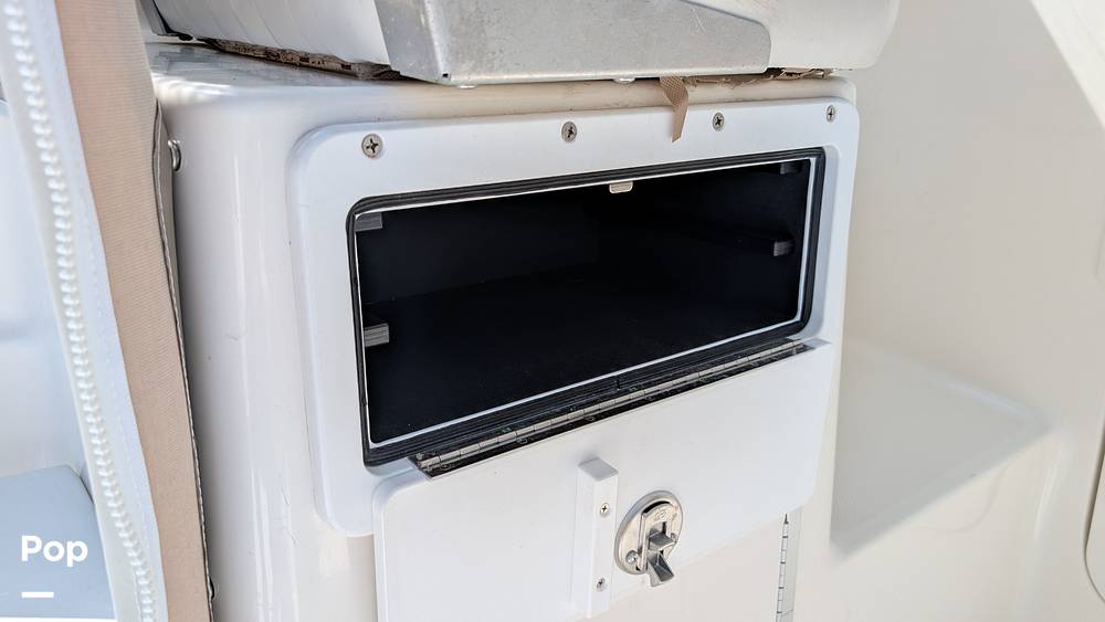 Slide: The Image of Bayliner Classic 242 2004 - 15746861