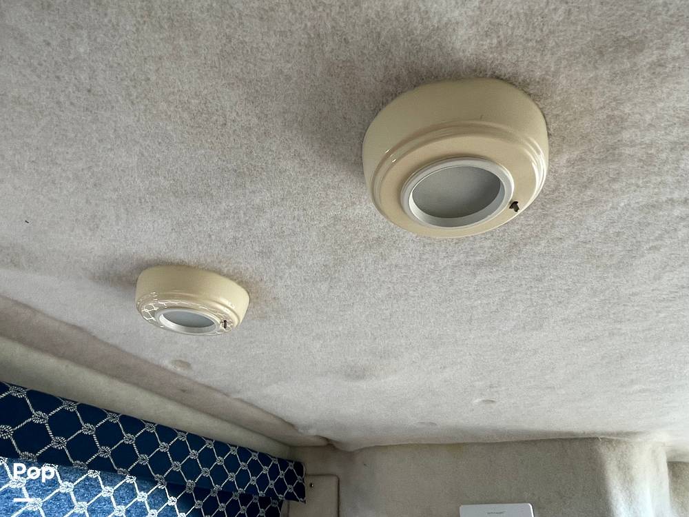 Slide: The Image of Bayliner Classic 242 2004 - 15814082