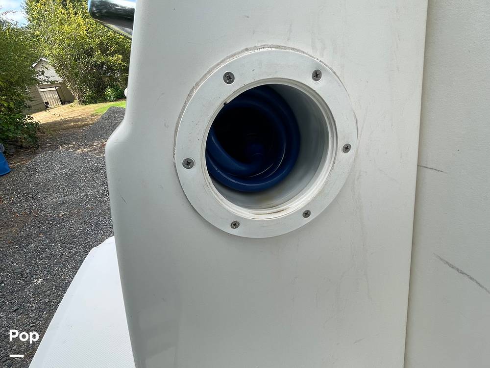 Slide: The Image of Bayliner Classic 242 2004 - 15814096