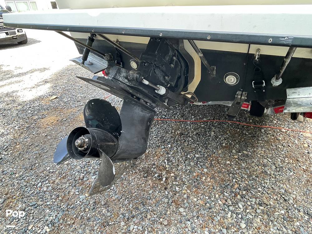 Slide: The Image of Bayliner Classic 242 2004 - 15814100