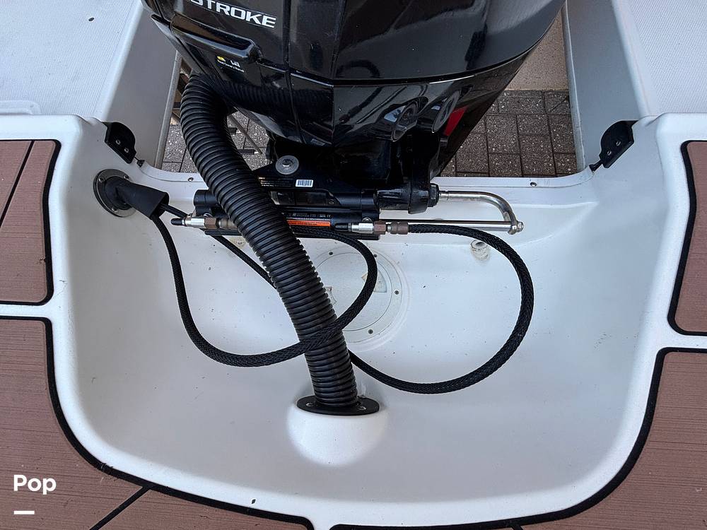 Slide: The Image of Bayliner DX2000 2019 - 15392638