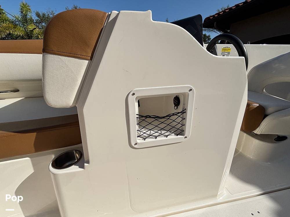 Slide: The Image of Bayliner DX2000 2019 - 15392676