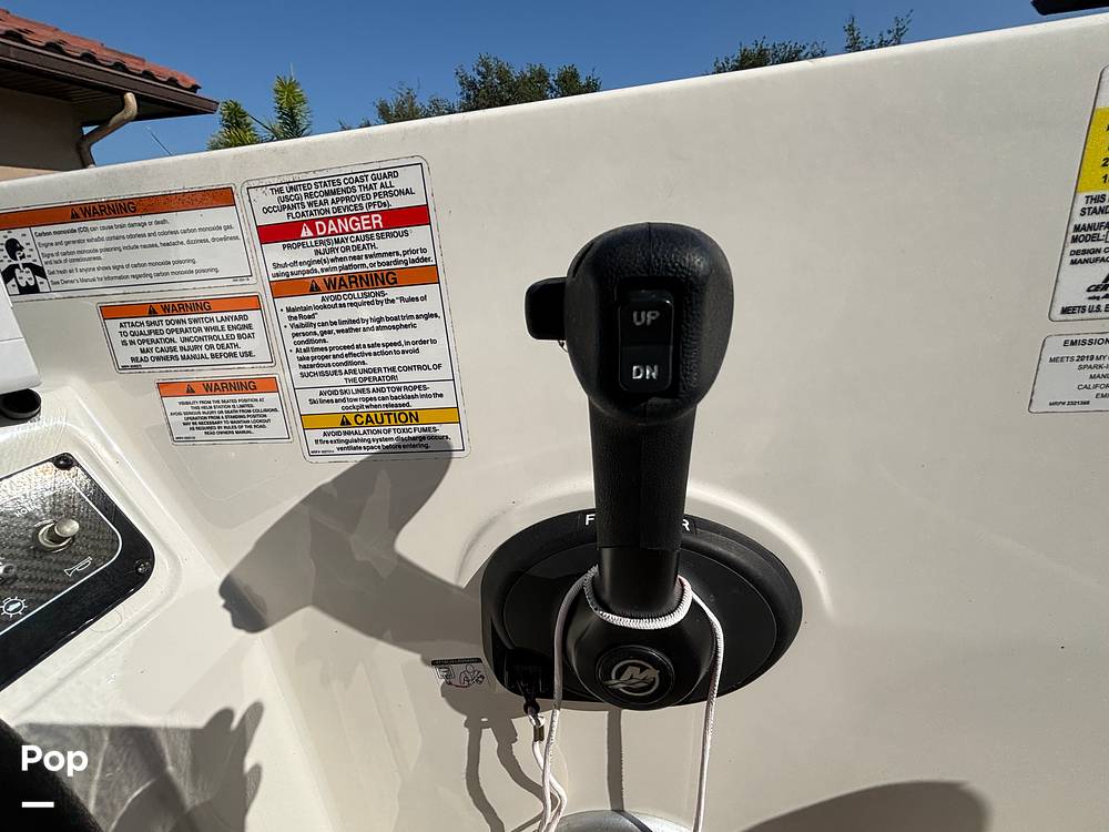 Slide: The Image of Bayliner DX2000 2019 - 15392686