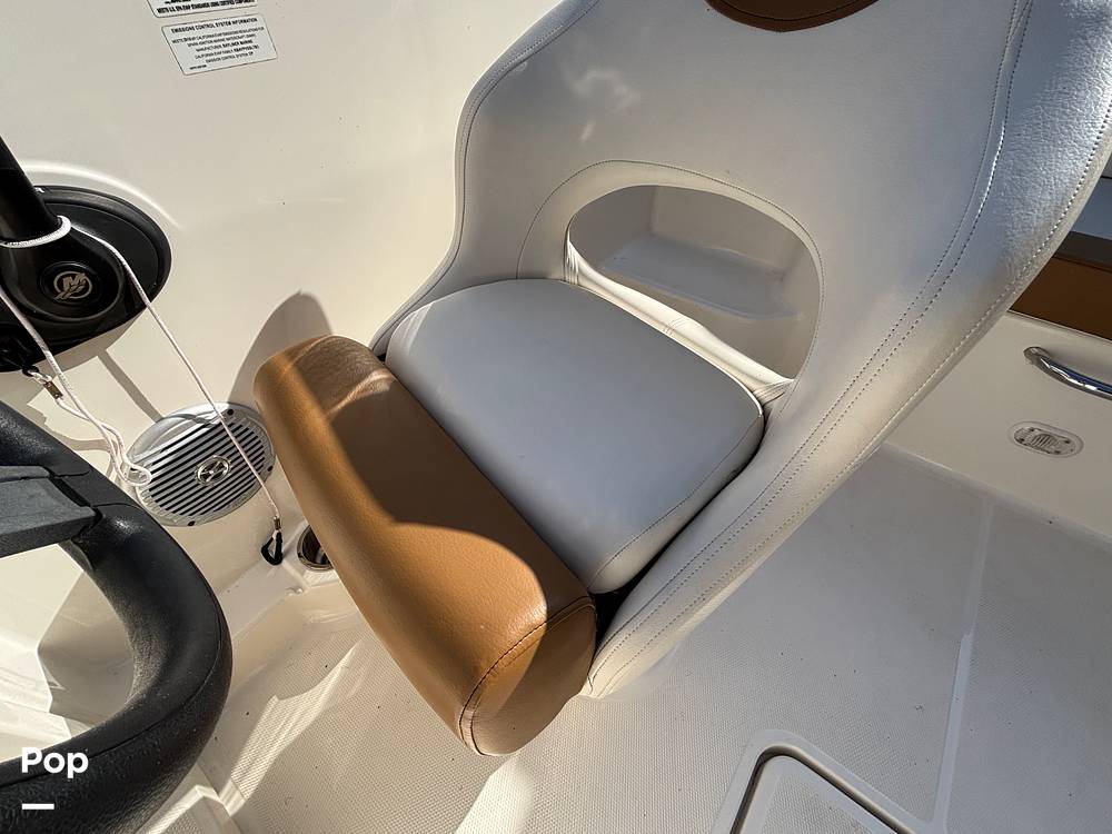 Slide: The Image of Bayliner DX2000 2019 - 15392688