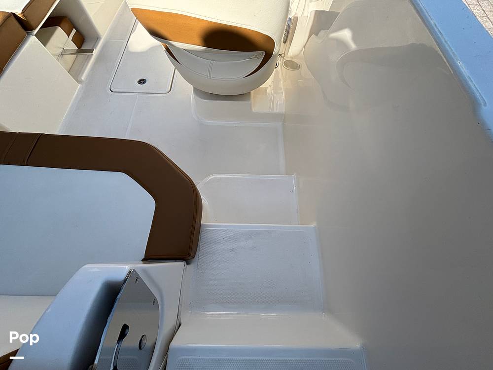 Slide: The Image of Bayliner DX2000 2019 - 15392655