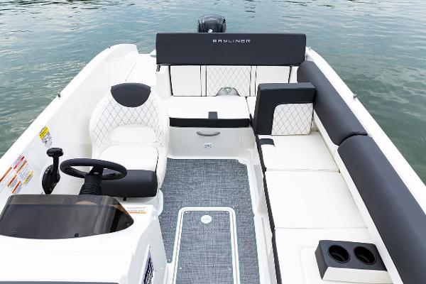 Slide: The Image of Bayliner DX2000 2022 - 4