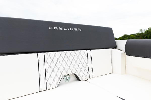 Slide: The Image of Bayliner DX2000 2022 - 5